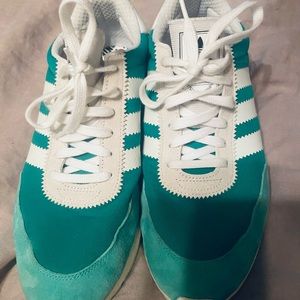 Men’s Adidas Sneakers
